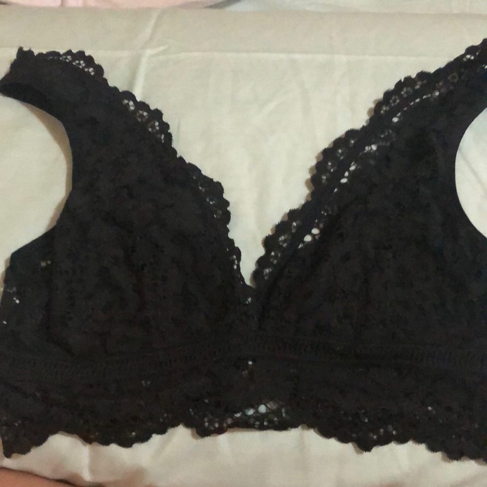 Victoria’s Secret Black lace bralette